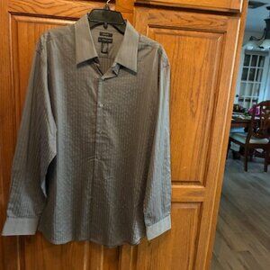 J.Ferrar Long Sleeved Dress Shirt Size XL NWT